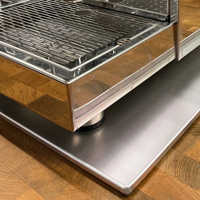 Kantplade til espressomaskiner (Beskyt din bordplade)