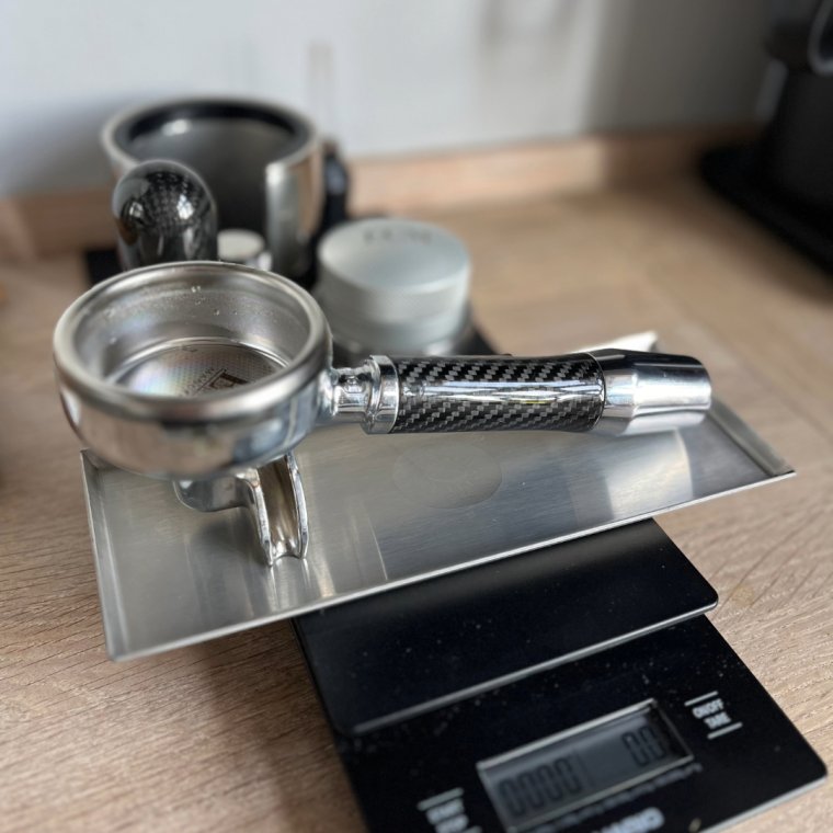 Barista PF Bakke (vejning under brygning) 2. sortering 